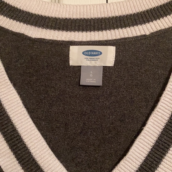 Old Navy Gray Sweater - Picture 3 of 3